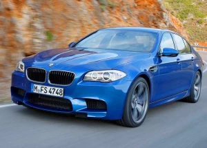 Opłatek na tort SAMOCHODY BMW 31/58