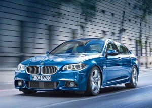 Opłatek na tort SAMOCHODY BMW 09/35